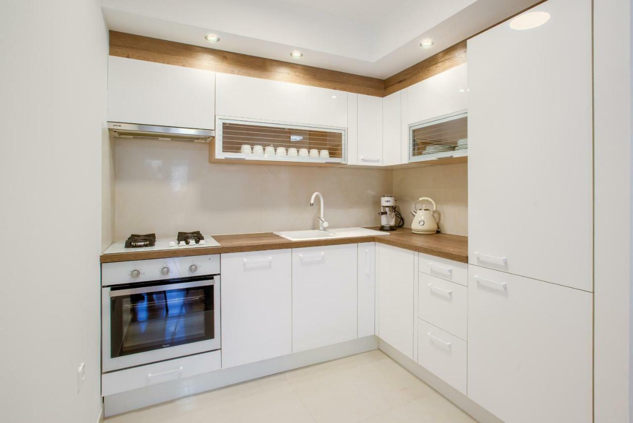 Apartment San Rocco Center Pula Extérieur photo